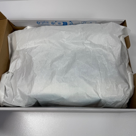 NIB •HOKA MEN'S HOKA ARAHI 7 Blue and White Size: 9.5 - Picture 7 of 8